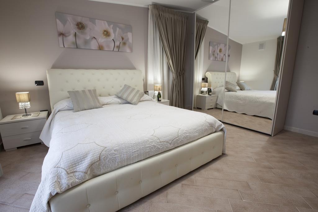 Amira Luxury Apartments Santa Maria Capua Vetere Eksteriør bilde